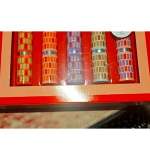 Clinique Lipstick Collection - Vibrant Shades